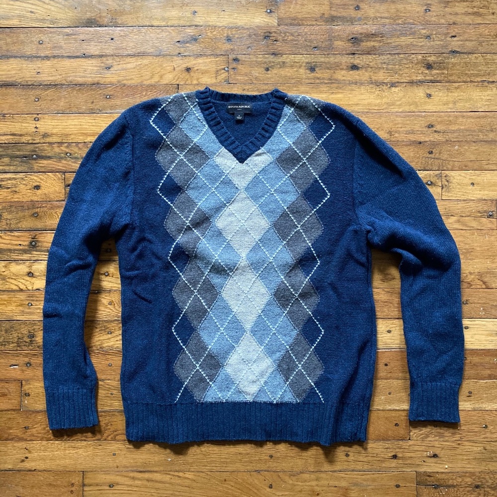 Banana Republic - Men’s V neck sweater - Mens M